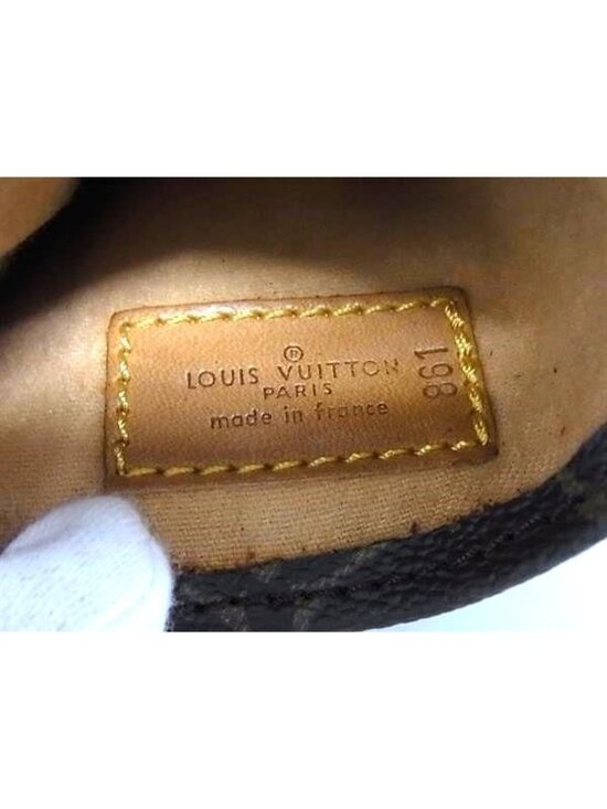 Authentic Louis Vuitton Monogram Protege-bois Golf Club Head  Louis Vuitton Monogram Protege Bois Golf Club Cover Head Brown